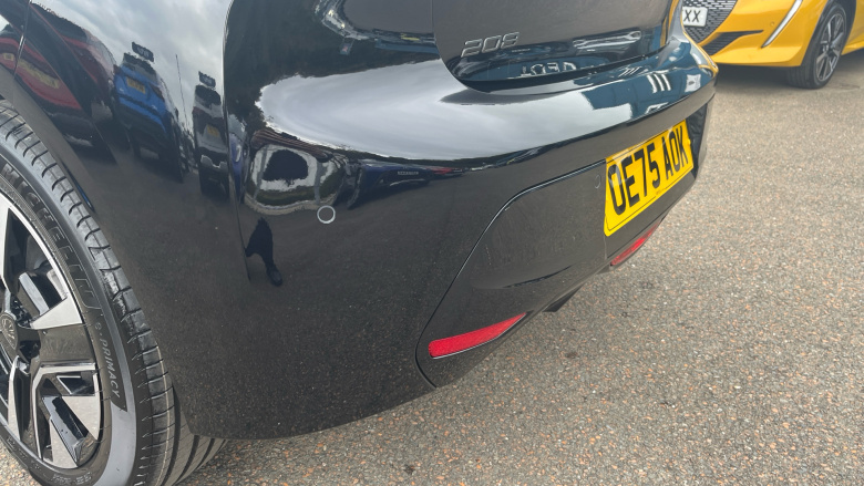 Peugeot 208 1.2 PureTech 100 Allure 5dr Petrol Hatchback